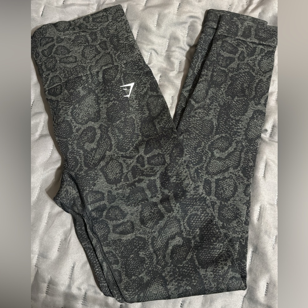 Gymshark Gray Leopard Print Leggings